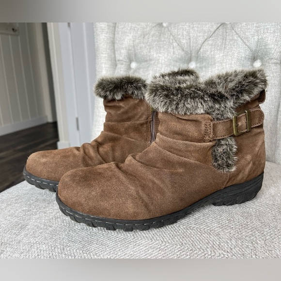 KHOMBU Women's Lindsey All Weather Waterproof Boots Brown Size 10 Leather - Picture 1 of 4